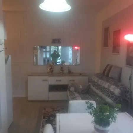 Cary Apartamento Serretto